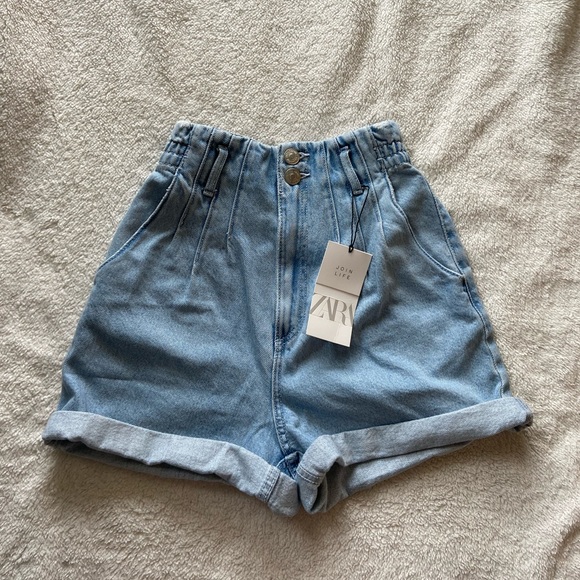 SOLD ON MERCARI - Picture 6 of 14